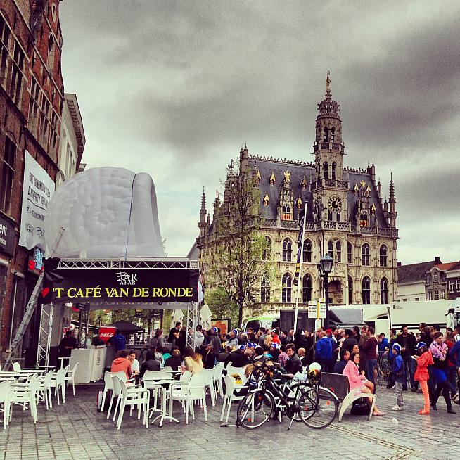 Oudenaarde on the Sunday of the men's race.