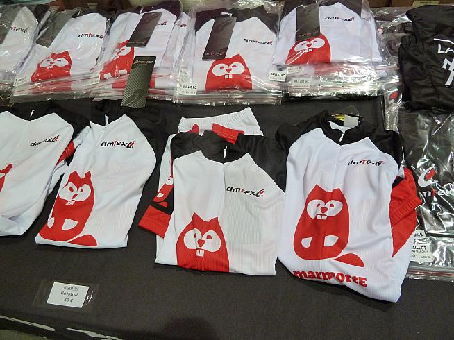 Marmotte jerseys on sale for 40 euros each.