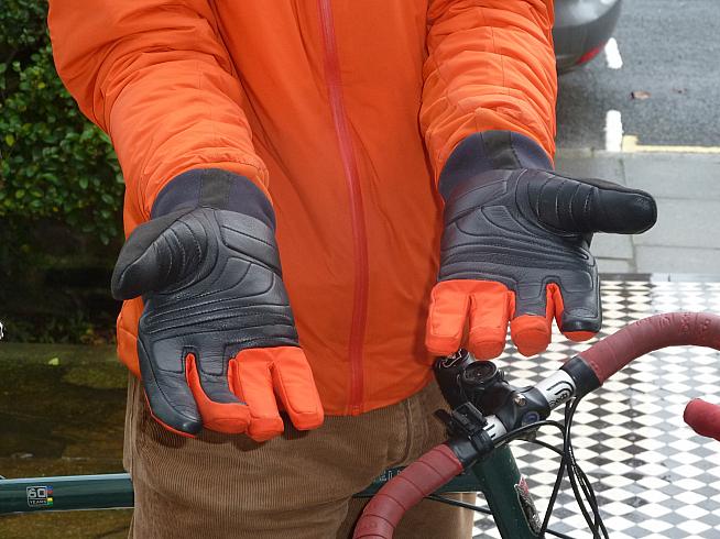 washing cycling gloves