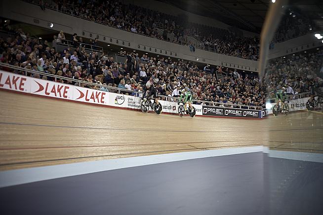 Simon van Velthooven vs Eoin Mullen. Photo: Toby Andrew