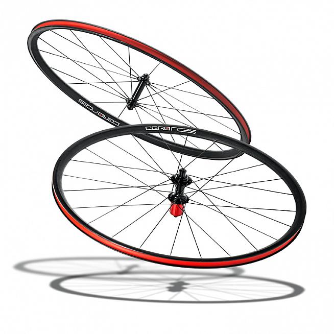 At a claimed 1299g per wheelset they're so light they almost float...