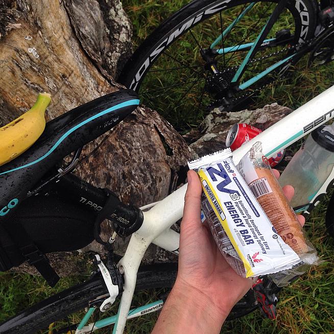 Had a chat with a Donegal Bianchi buddy while cramming in cake and energy bars.