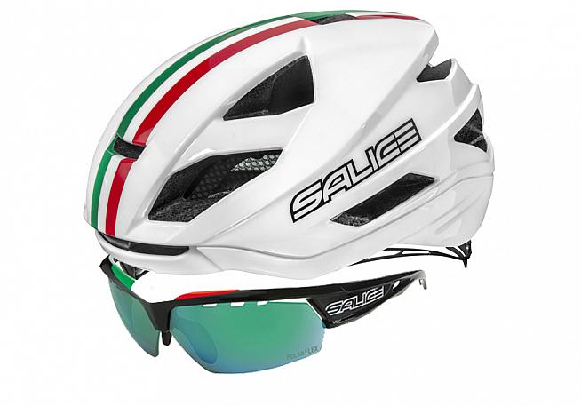 The Salice Levante helmet and 005 glasses.