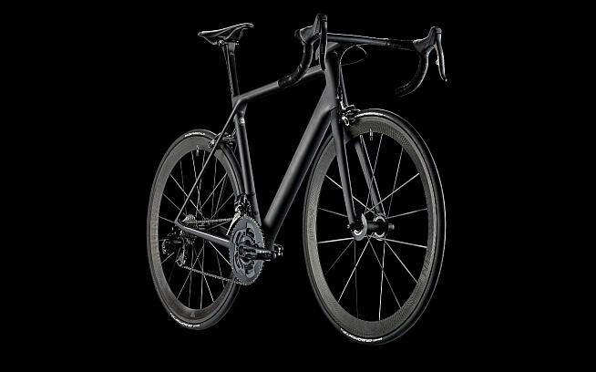 The Canyon CF EVO 10.0 weighs in at just 4.96kg.