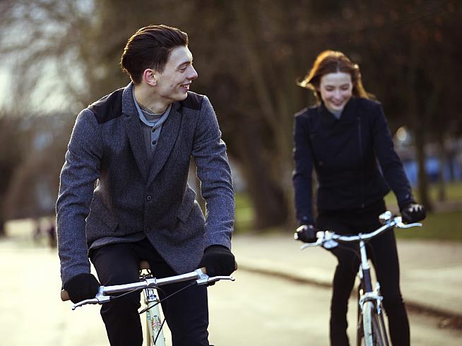 MEAME's range of cycling apparel blends classic good looks and quality materials with practical performance features.