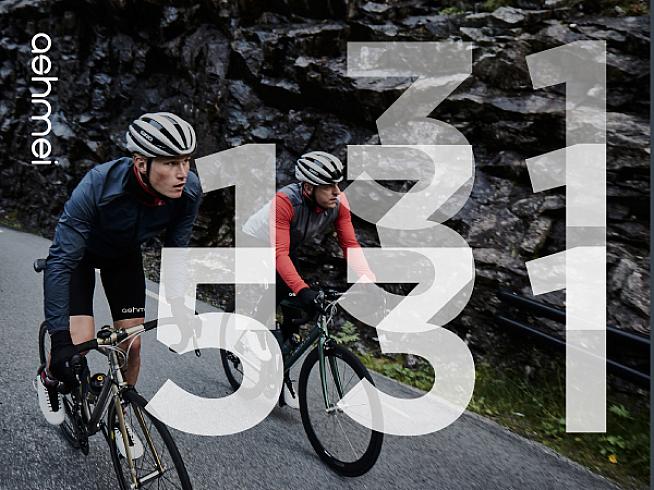 Brave the weather and rack up some miles to score a healthy discount on some ashmei kit.