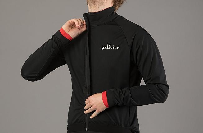 An offset full-length zip and generous collar provide weather protection and scope for ventilation.