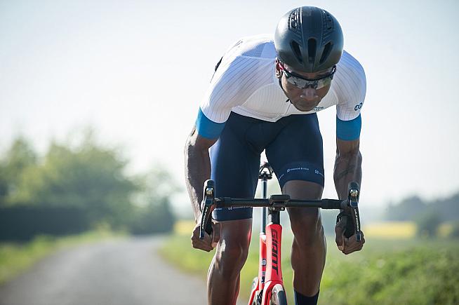 Hommage au Vélo will offer premium kit with 10% of profit from each sale going to World Bicycle Relief.