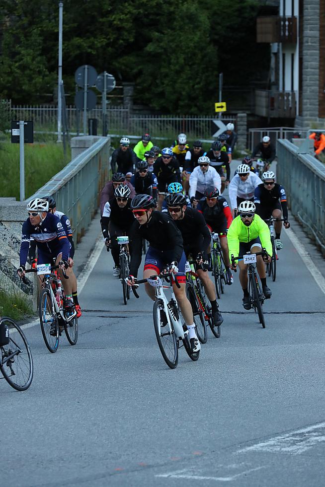 Dalany moves through the bunch as the ride gets off to a chilly start.