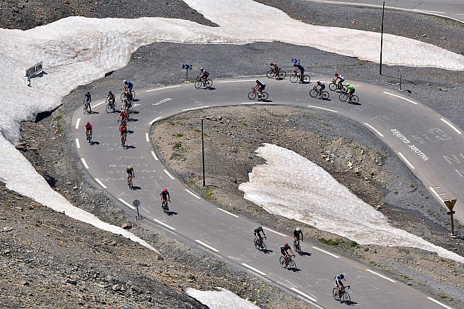 The hairpins of Alpe d'Huez await.