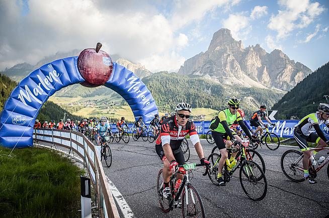 Entries for the 2019 Maratona Dles Dolomites are open until 8th November. Credit: Sportograf