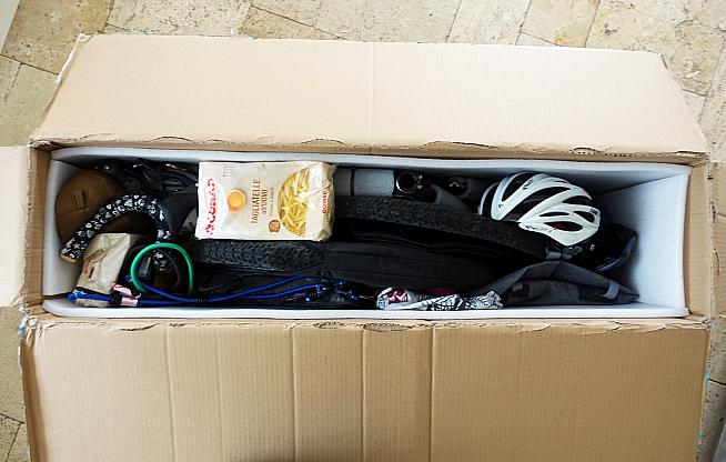 But it still fitted my cyclocross bike along with bikepacking kit and some bags of tagliatelle.