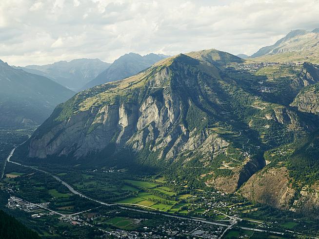 Alpe d'Huez awaits. Credit: Michael Blann Photography