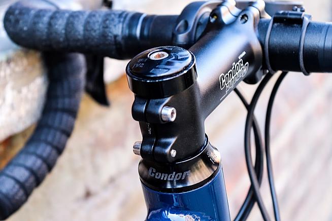 Headsets can get notchy over time - but swapping for new bearings is a relatively easy fix.