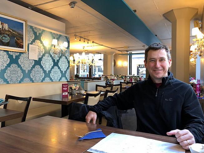 Author patiently waiting for his breakfast scoff at Le Chalet