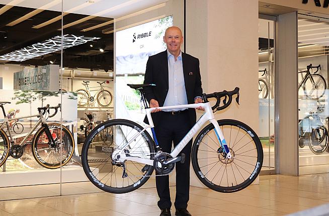 Rugby world cup winner Sir Clive Woodward with his Ribble e-bike.