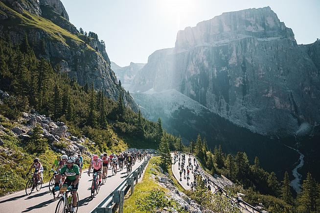 Spectacular mountain scenes await riders on the 2020 Maratona dles Dolomites.