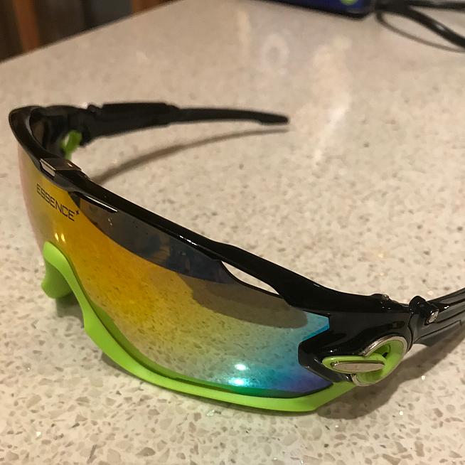 Review: Essence Polarised Sports Sunglasses | Sportive.com