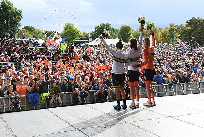 Blue skies for the Elite Women's Podium at Yorkshire's UCI Road World Championships (credit SWPix.com)