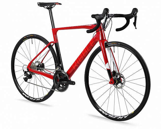The Ribble Endurance SL Disc balances speed and comfort for long-distance rides.