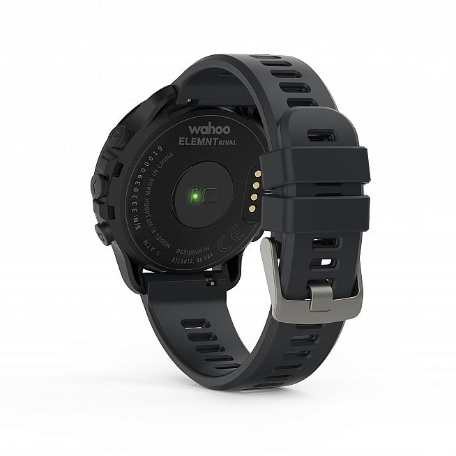 The RIVAL features an optical heart rate sensor along with an altimeter and live tracking.