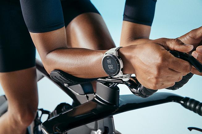 Touchless Transition means triathletes don't need to touch their watch between stages.