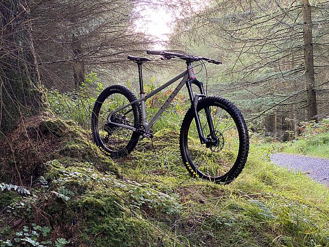 The HT 725 is a modern steel hardtail from Ribble.