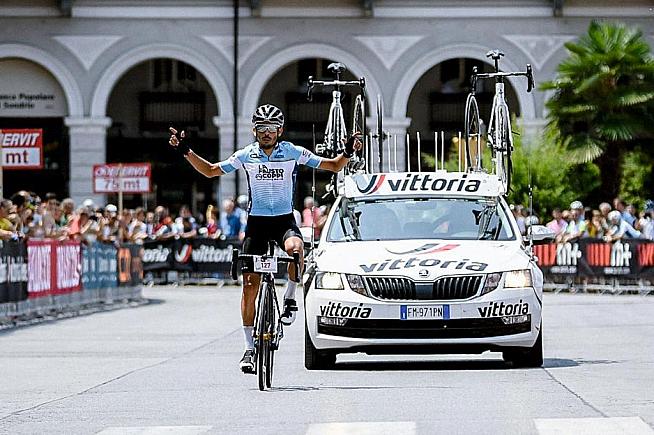 2019 winner Ricardo Pichetta crosses the finish line.