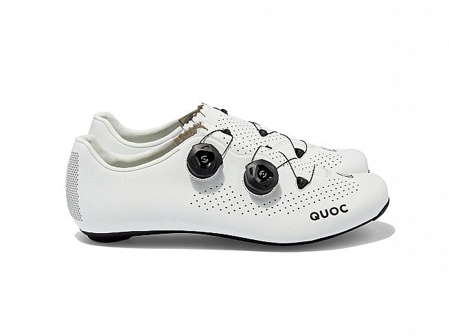 The QUOC Mono II is a lightweight race-ready road cycling shoe.