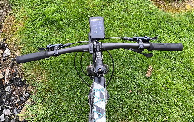 Review: Mt Zoom Ultralight 750mm Carbon Flat Bar