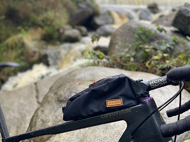 Review: Restrap Bolt On Top Tube Bag | Sportive.com