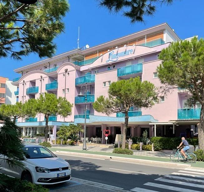 Hotel Lungomare offers a full service for cyclists - and their partners.