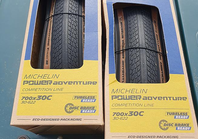 700x30c tyres store